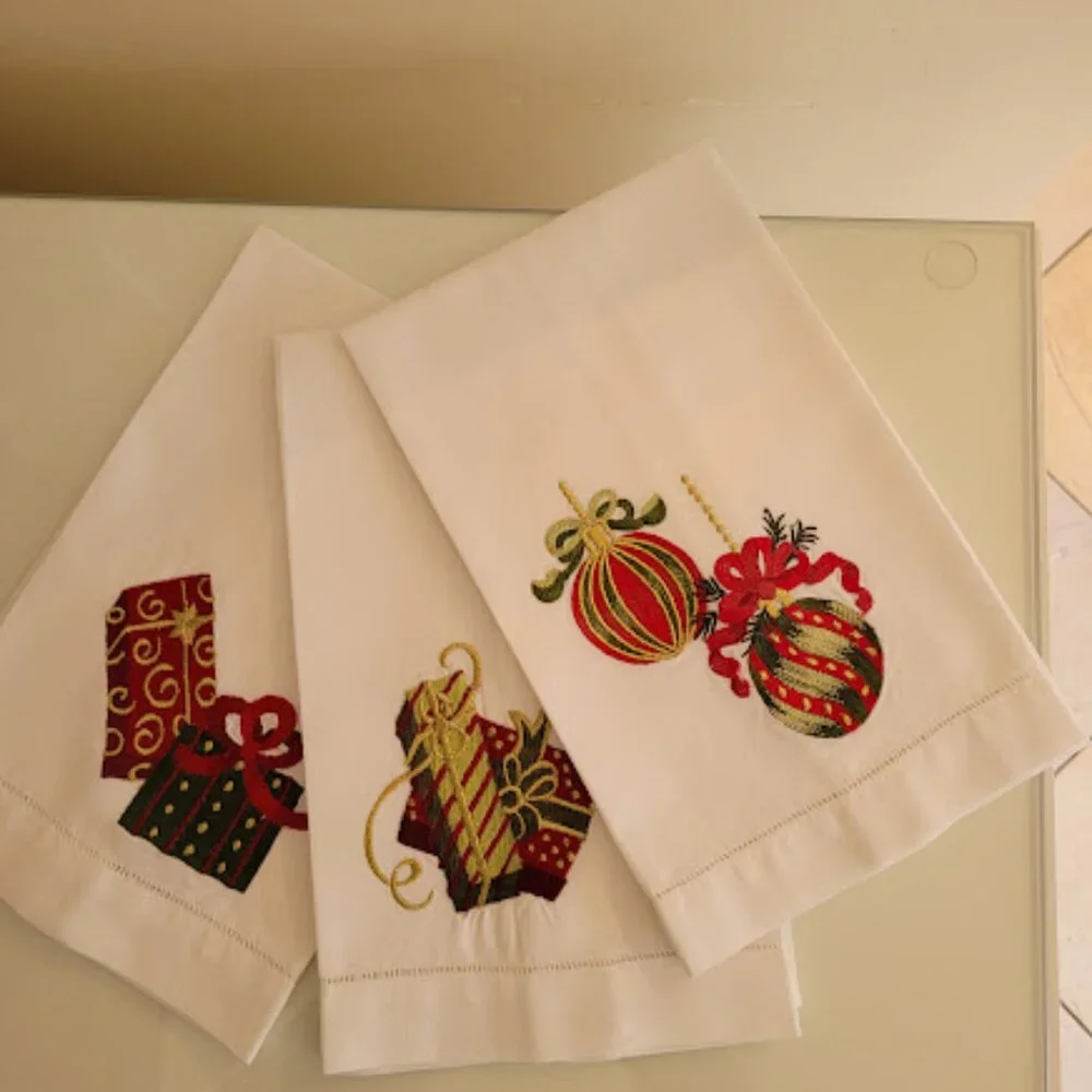 3 Christmas Linen Hand Towels